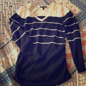 Maternity Mid-Season Top